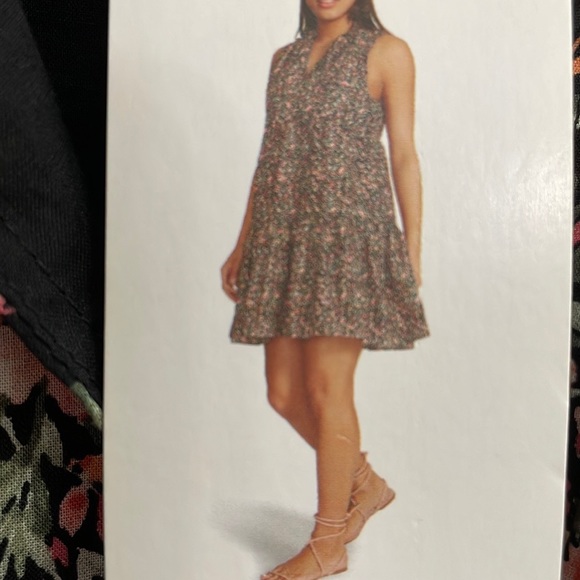 🌸BB DAKOTA floral tiered dress.  S - Picture 3 of 8